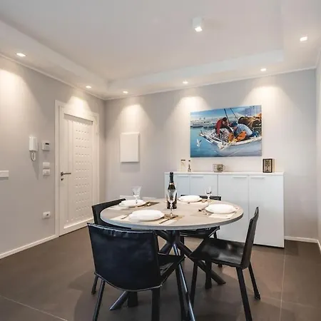 Amazhome - New Roomy & Garden Риччоне