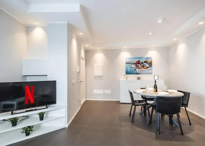 شقة Amazhome - New Roomy & Garden ريتشيوني