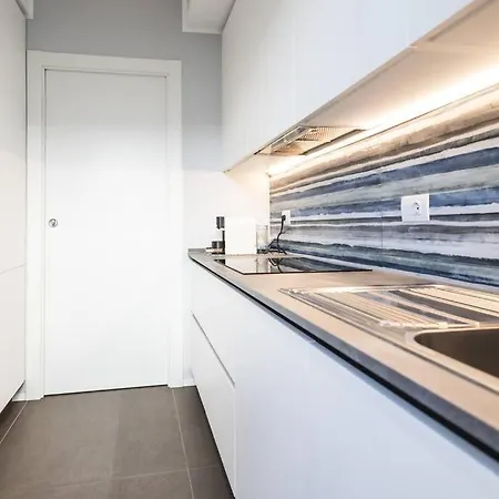 Amazhome - New Roomy & Garden *