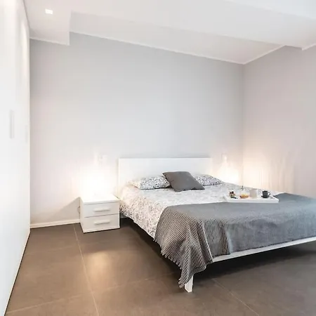Apartmán Amazhome - New Roomy & Garden