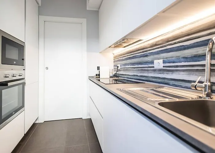 Amazhome - New Roomy & Garden *