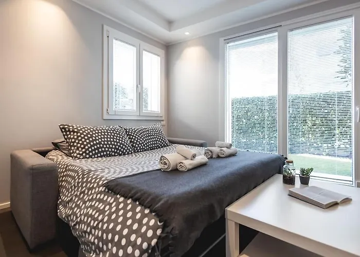Amazhome - New Roomy & Garden Riccione