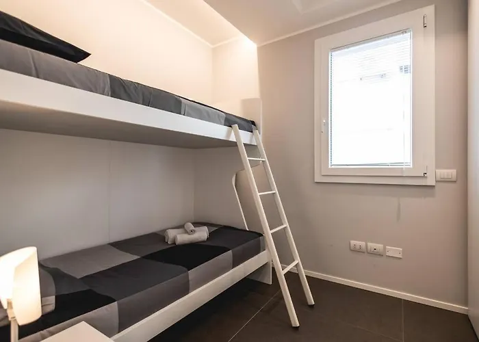 Amazhome - New Roomy & Garden Lejlighed Riccione