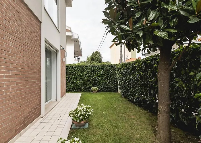 Lejlighed Amazhome - New Roomy & Garden Riccione